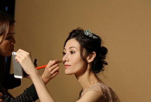 乐队的排练声不绝于耳