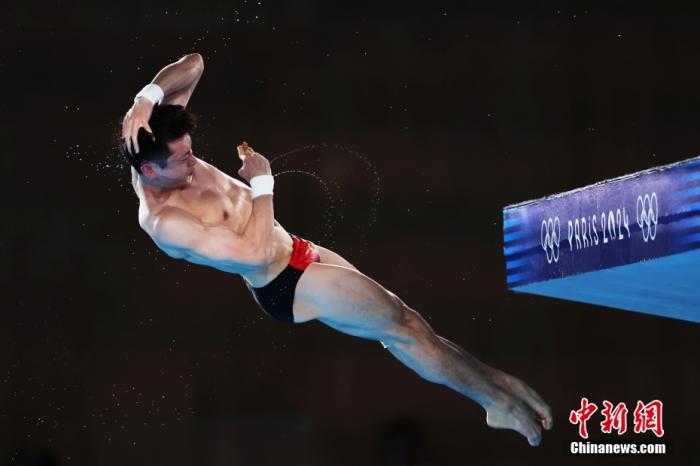 巴黎奥运曹缘再度征战十米台：从伤痛康复到夺