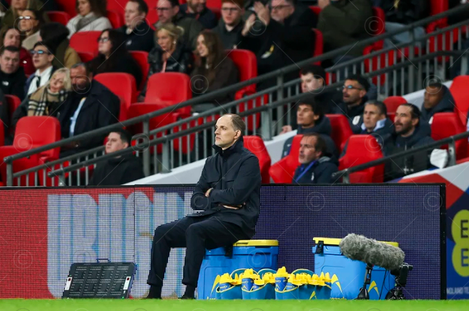 世界杯预选赛：意大利重生、伊拉克传奇与科索