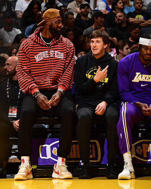 独行侠球星东契奇康复进展引关注 雷迪克透露最