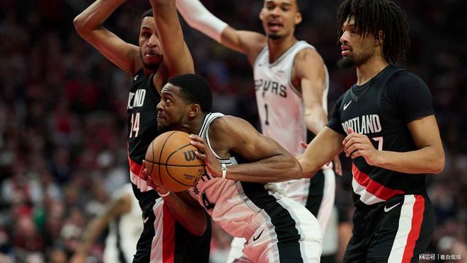 马刺惊天逆转创NBA历史纪录 文班亚马统治内线助